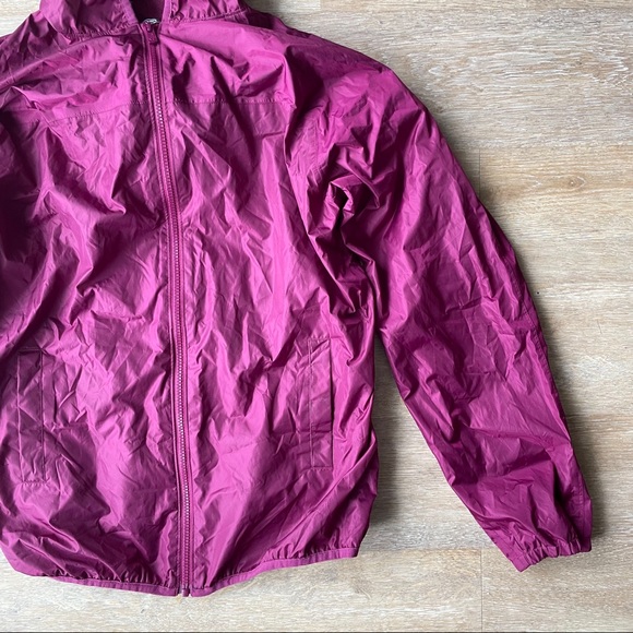 Lands’ End Kid’s Packable Waterproof Rain Jacket - Picture 4 of 11